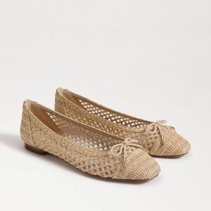 Women's Tan Woven Flats